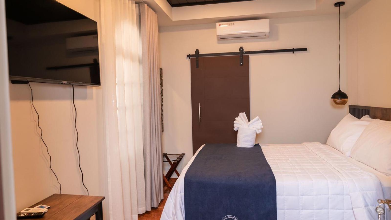 Hotel Boutique Nueva Valladolid コマヤグア エクステリア 写真